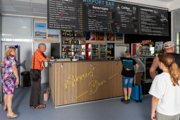 Airport Bar